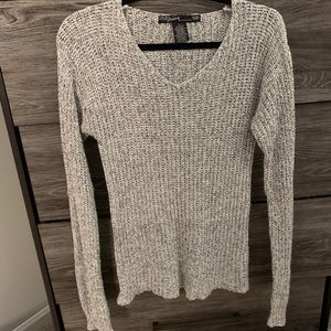 Long Sleeve V-neck Sweater